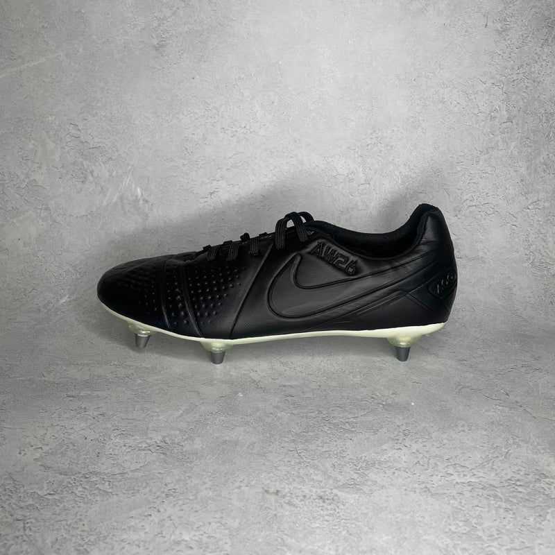 Nike CTR360 Maestri III SG