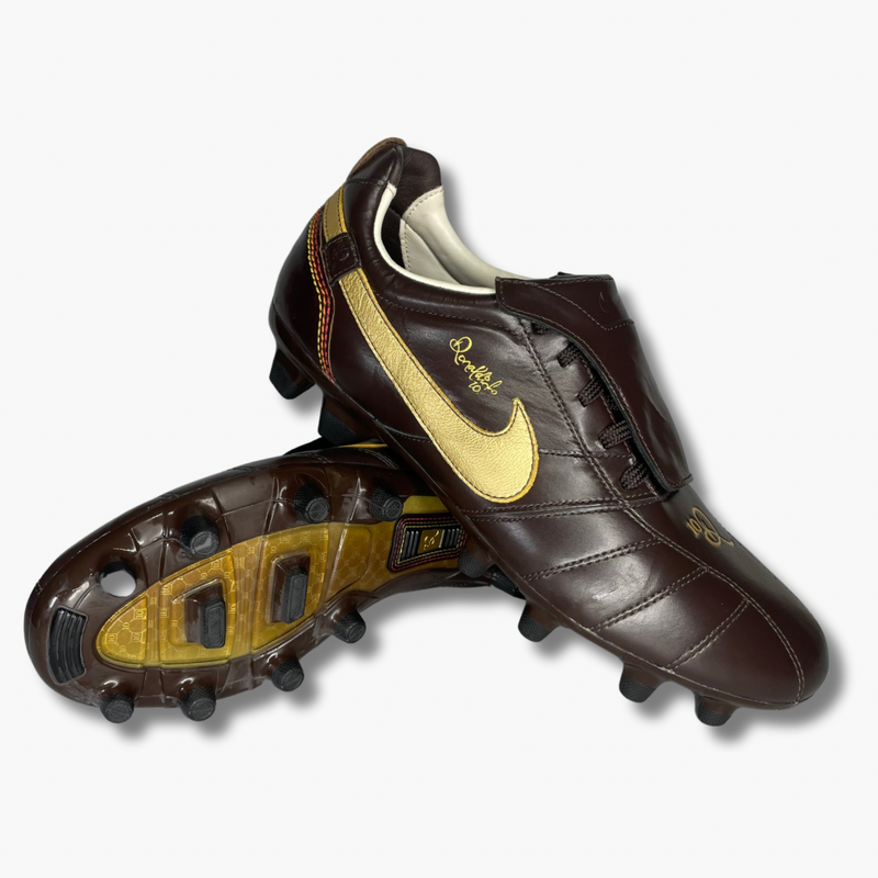 Nike Tiempo Ronaldinho FG