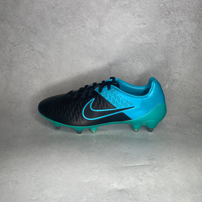 Nike Magista Opus SG-Pro