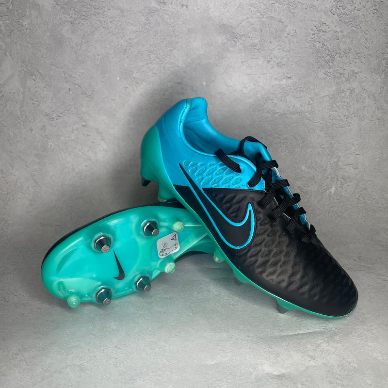 Nike Magista Opus SG-Pro