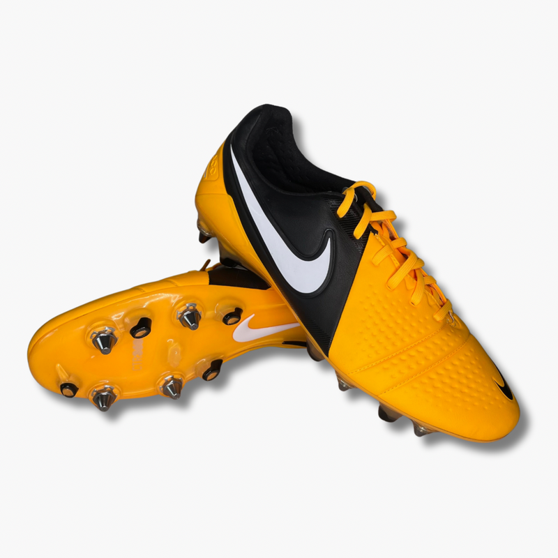 Nike CTR360 Maestri III SG-Pro