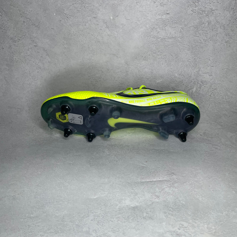 Nike Phantom Venom Elite SG-Pro Anti-Clog