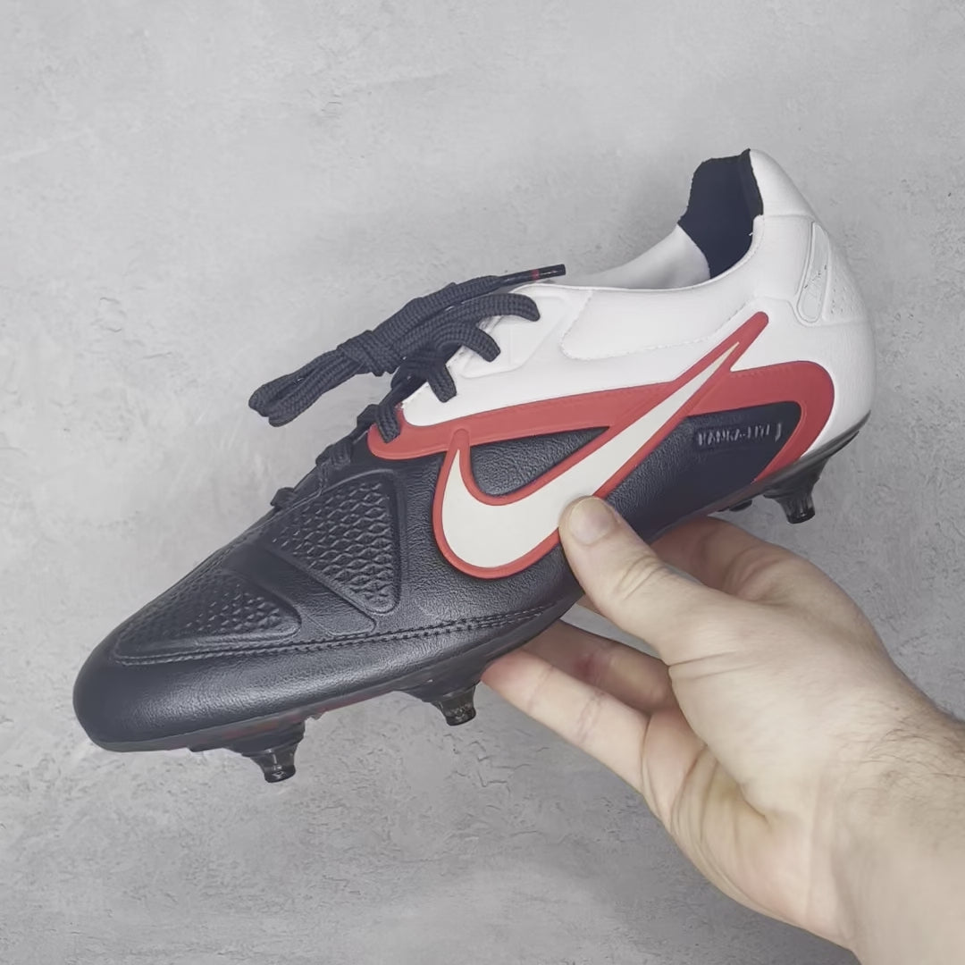nike ctr360 maestri black red