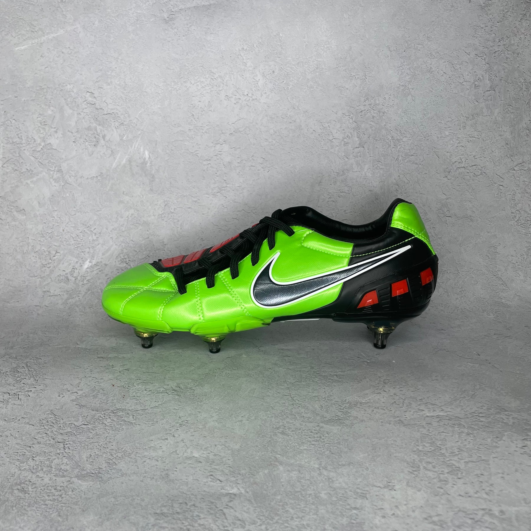 Nike total 90 laser ii mens sales