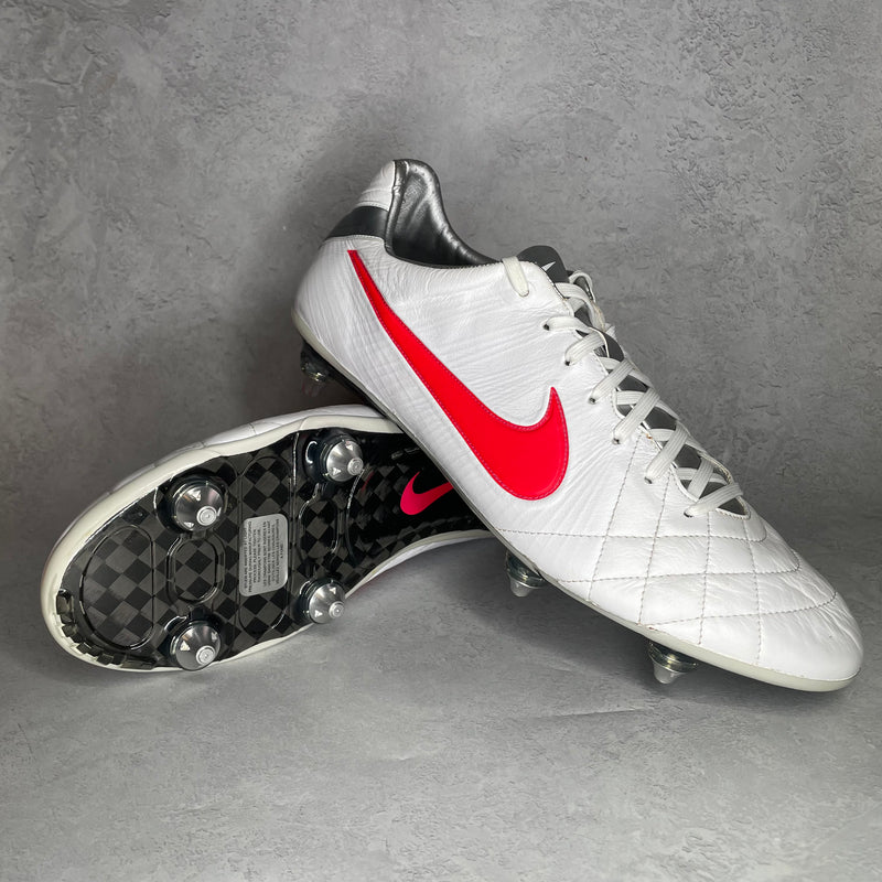 Nike Tiempo Legend 4 SG â Premier Boots