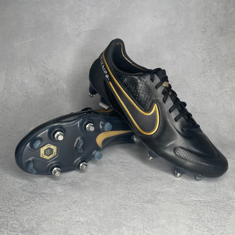 Nike anti 2025 clog tiempo