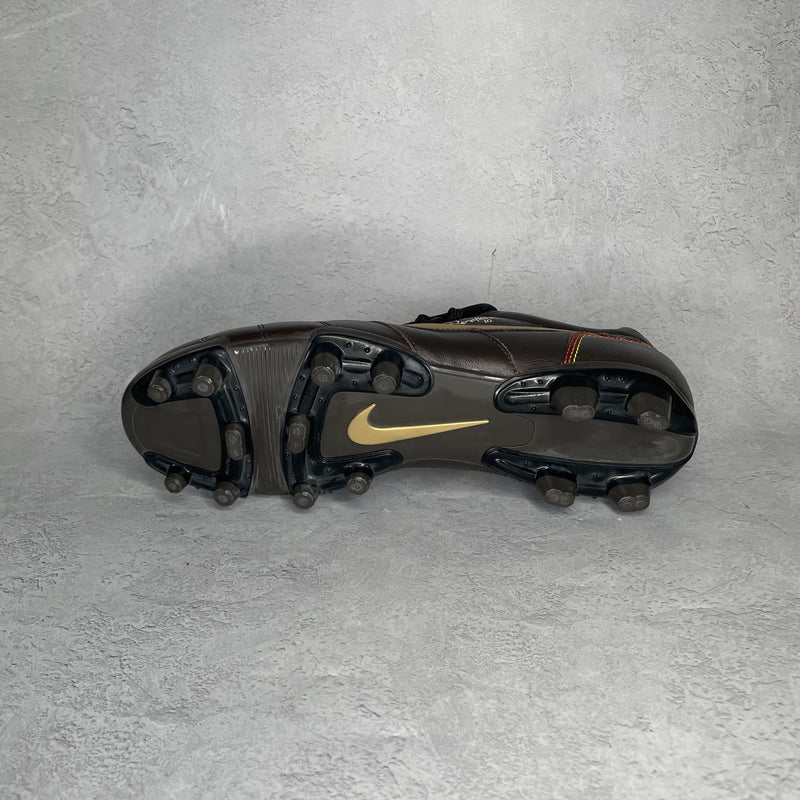 Nike Tiempo Guri Ronaldinho FG